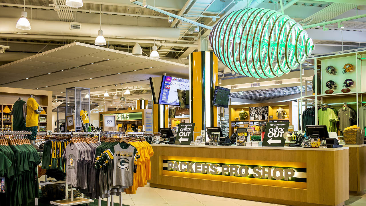 Green Bay Packers Collectors' Series Football and $100 Packers Pro Shop gift card - image 7